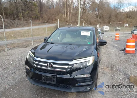 2017 Honda Pilot Ex-L z USA, uszkodzony, nr VIN 5FNYF6H56HB047194